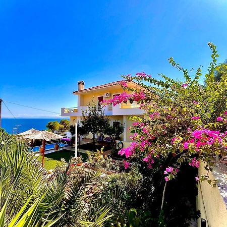 Odysseas Art Villa Poros  Eksteriør billede
